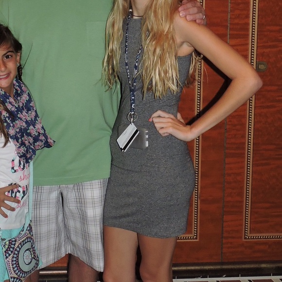 Meet your Posher, Ashley - Picture 3 of 4